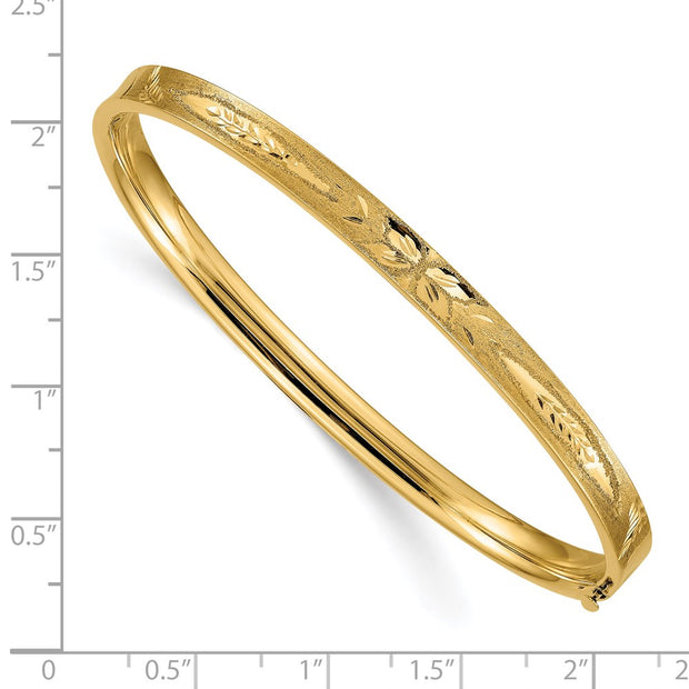 14k 3/16 Oversize Diamond-cut Concave Hinged Oval Bangle Bracelet