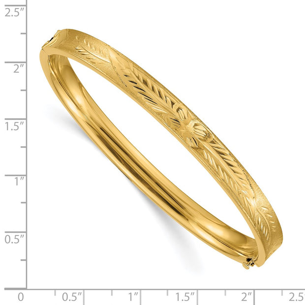 14k 4/16 Diamond-cut Concave Hinged Oval Bangle Bracelet