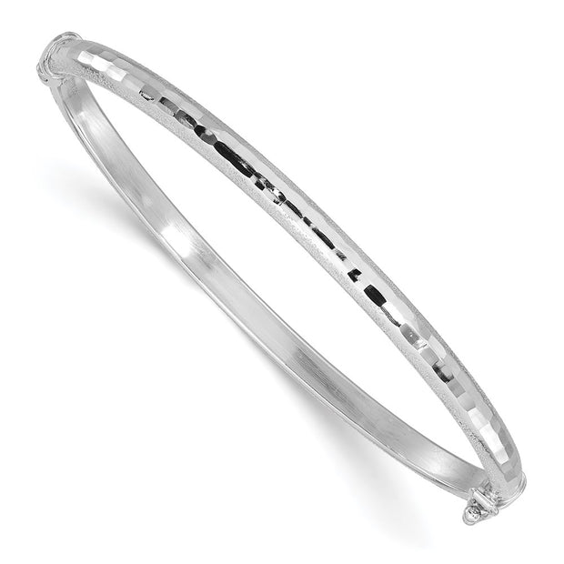 14K White Gold Diamond-cut and Laser-cut Hinged Oval Bangle Bracelet