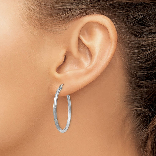 14k White Gold Satin and Diamond-cut 2mm Round Hoop Earrings